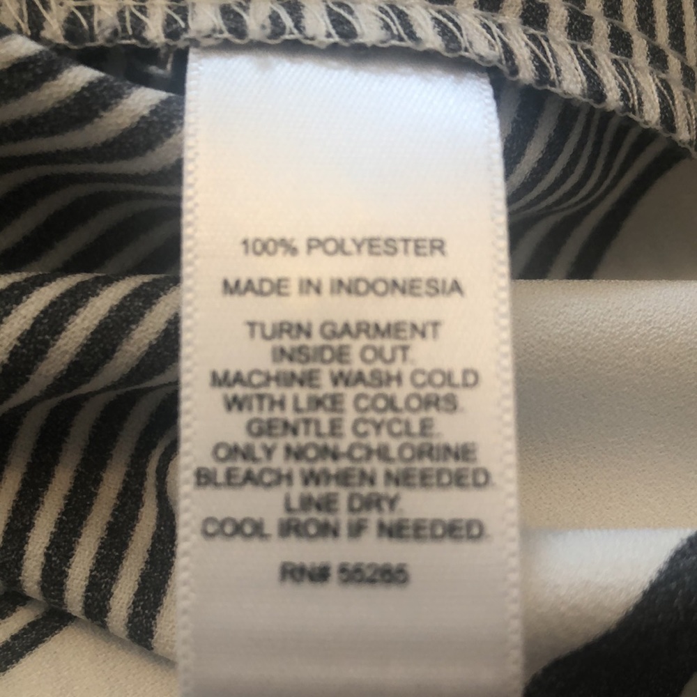 EXPRESS striped dress. Pull over with lace up detailing. Like new. Size xsmall - Picture 5 of 5